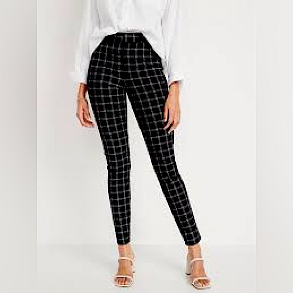 Old Navy's Navy High-Waisted Windowpane-Plaid Pixie Skinny Ankle Pants - Size 6 - Picture 3 of 7